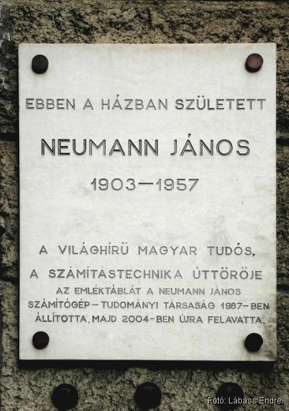 Neumann János emléktáblája