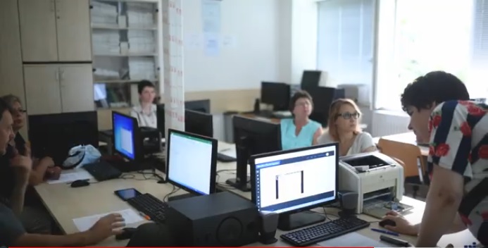 Cserfalvi Annamária tanít