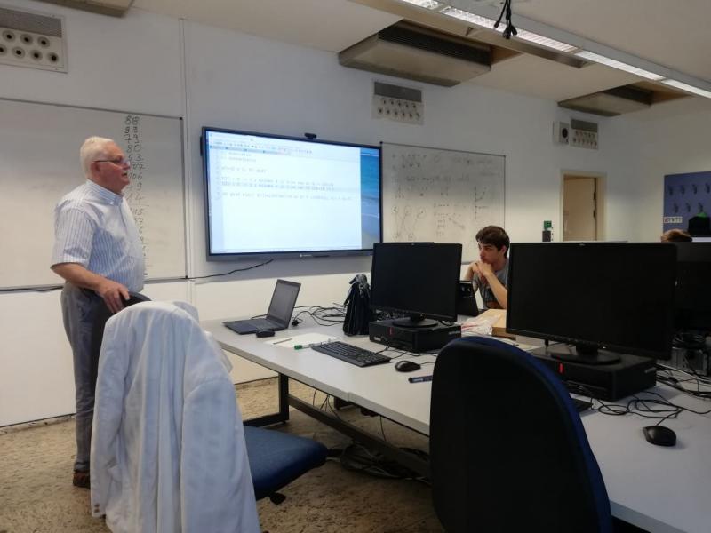 Dr. Horváth Gyula, az NJSZT Tehetséggondozási Szakosztály alelnöke.