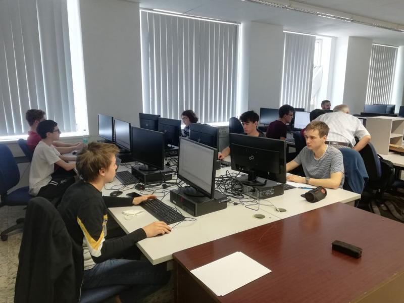 Diákolimpiai felkészítő az ELTE IK-n