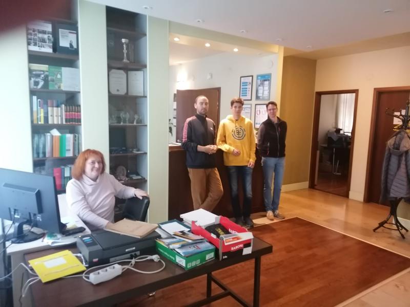 Andreu és az NJSZT csapata