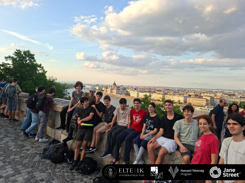 Nemzetközi informatikai felkészítő tábor Budapesten