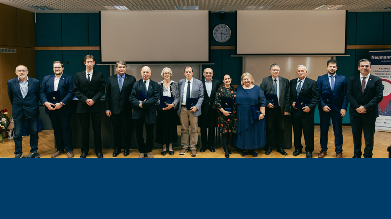 Tizenkét hazai informatikai szakembert és kutatót díjazott a Neumann Társaság