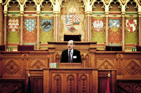 Alföldi István a parlamentben