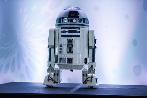 R2D2