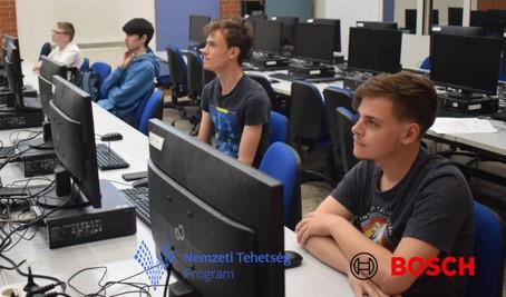 Irány Kazahsztán és Erdély! Lezajlott az MI-diákolimpia hazai döntője