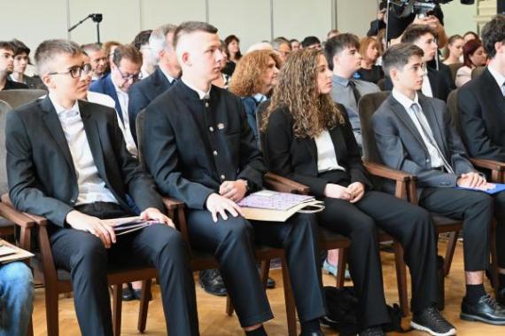 Gábor Dénes Középiskolai Ösztöndíj 2026 – „Az MI befolyásolta új világ”